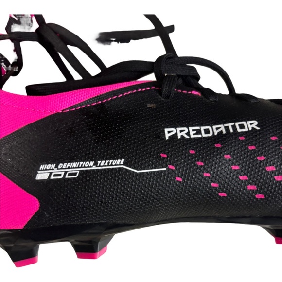 Predator Accuracy.3 L FG [Core Black/Shock Pink] Size 10.5 - Picture 5 of 15